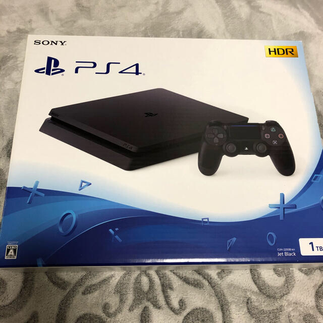 PlayStation®4 ジェット・ブラック 1TB CUH-2000BB01