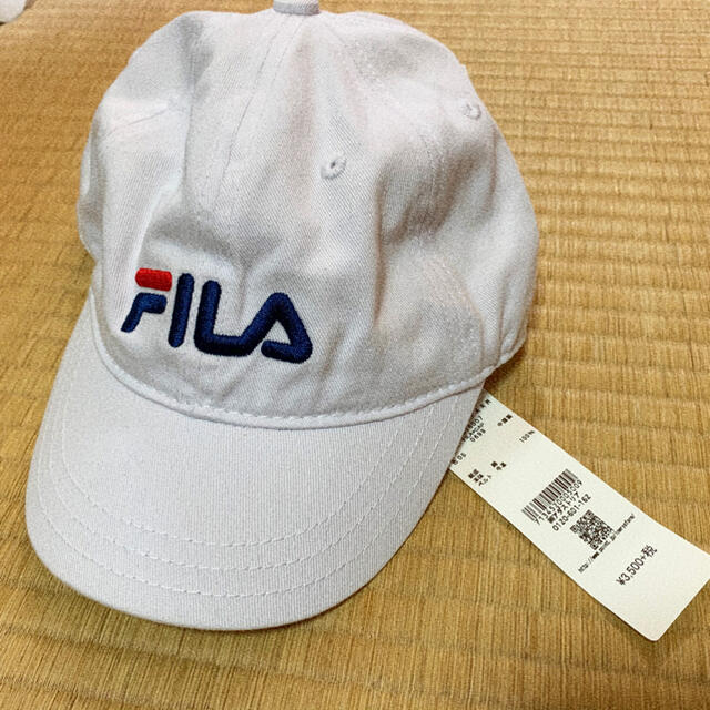 LOWRYS FARM(ローリーズファーム)の【LOWRYS FARM】FILA コラボキャップ　ホワイト レディースの帽子(キャップ)の商品写真