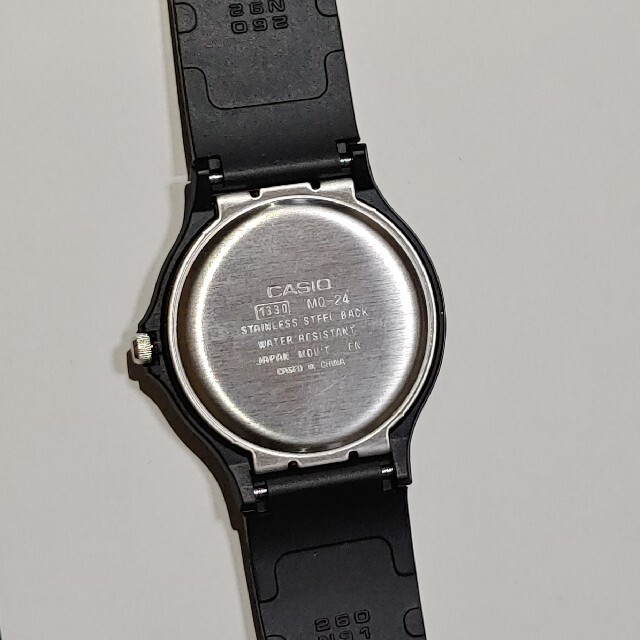 CASIO(カシオ)のチープカシオ MQ-24 メンズの時計(腕時計(アナログ))の商品写真