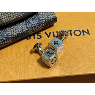 ルイヴィトン(LOUIS VUITTON)の正規品 ルイヴィトン カフス カフリンクス ギャンブリング M62675  (カフリンクス)