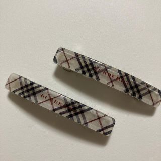 バーバリー(BURBERRY)のお取引中　レア！　Burberryバレッタ　2個組(バレッタ/ヘアクリップ)