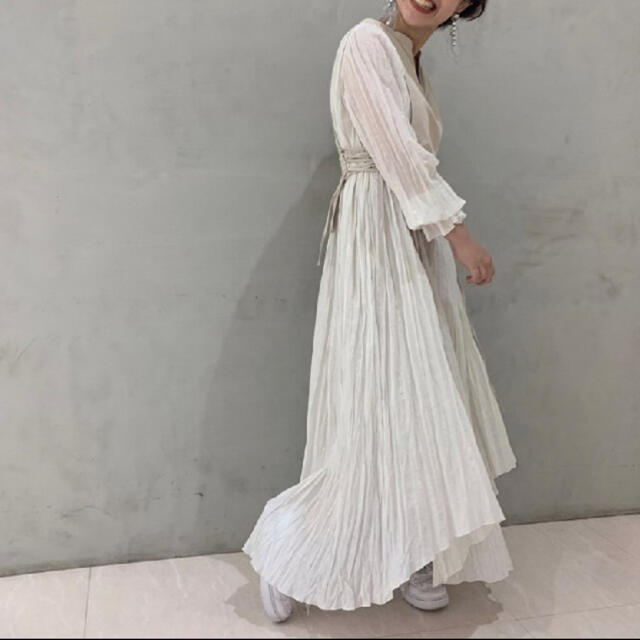 Ameri VINTAGE(アメリヴィンテージ)のAMERI vintage WASHI LAYERED DRESS  レディースのワンピース(ロングワンピース/マキシワンピース)の商品写真