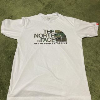 ザノースフェイス(THE NORTH FACE)のTHE NORTH FACE NT31932 ホワイト×迷彩　xxl(Tシャツ/カットソー(半袖/袖なし))