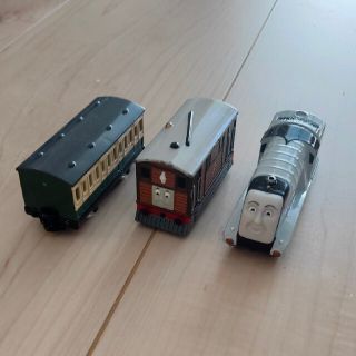 タカラトミー(Takara Tomy)の【うーたんmamaさん専用】トーマストミカ(電車のおもちゃ/車)