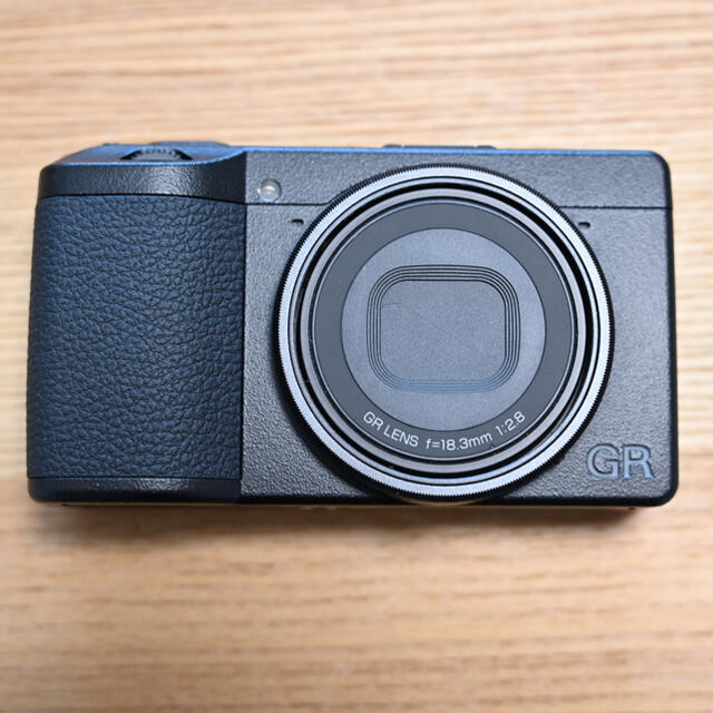 RICOH(リコー)のRICOH GR3 【保証期間内】 スマホ/家電/カメラのカメラ(コンパクトデジタルカメラ)の商品写真