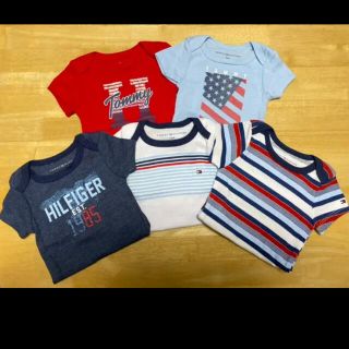 トミーヒルフィガー(TOMMY HILFIGER)のトミーヒルフィガー　ロンパース　60(ロンパース)