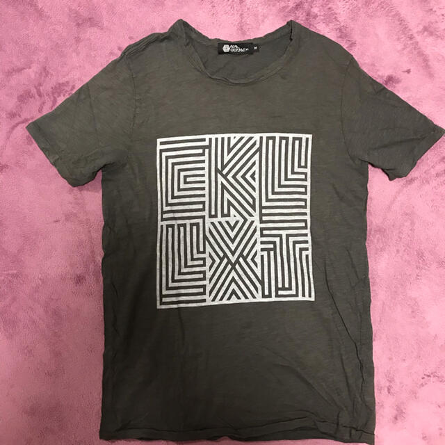 EXO(エクソ)のEXO コンサートグッズ　Tシャツ エンタメ/ホビーのタレントグッズ(アイドルグッズ)の商品写真