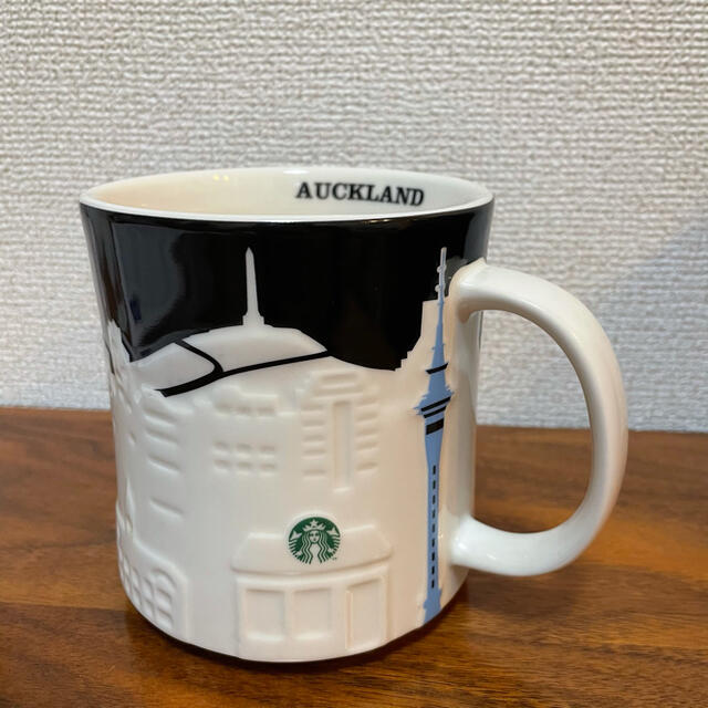 Starbucks Coffee(スターバックスコーヒー)のスターバックス ニュージーランド限定マグ 473mlグランデサイズ インテリア/住まい/日用品のキッチン/食器(グラス/カップ)の商品写真