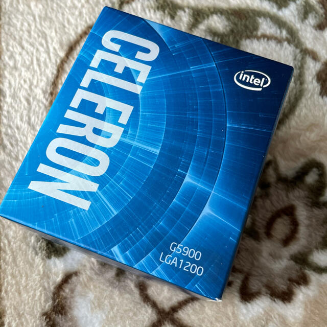 第10世代 Intel Celeron G5900 BOX 新品未開封 スマホ/家電/カメラのPC/タブレット(PCパーツ)の商品写真