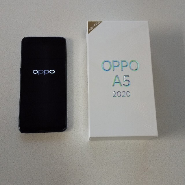 OPPO(オッポ)のoppo A5 2020 グリーン スマホ/家電/カメラのスマートフォン/携帯電話(スマートフォン本体)の商品写真