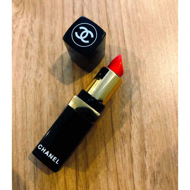 CHANEL(シャネル)の【中古品】CHANEL ミニ口紅💄 コスメ/美容のベースメイク/化粧品(口紅)の商品写真