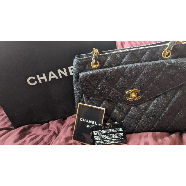 シャネル CHANEL キャビアスキン マトラッセバッグ