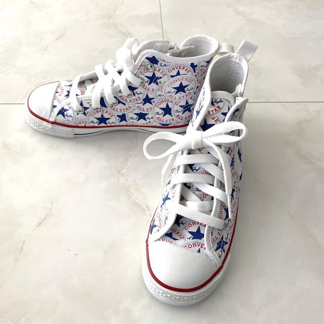 CONVERSE(コンバース)のコンバース　ハイカット　星　新品　未使用　春夏 キッズ/ベビー/マタニティのキッズ靴/シューズ(15cm~)(スニーカー)の商品写真