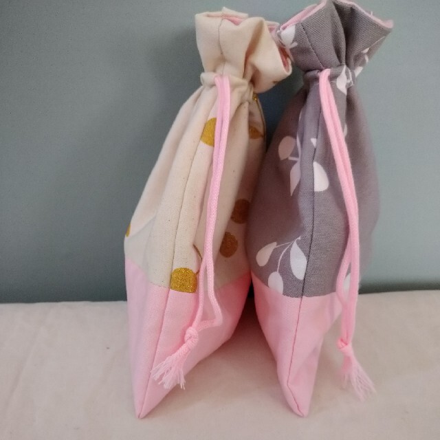【単品OK♪】さくらんぼピンク♡コップ袋2点セット ハンドメイドのキッズ/ベビー(外出用品)の商品写真
