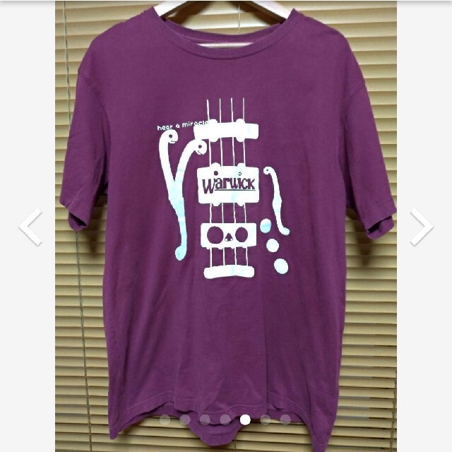 UNIQLO(ユニクロ)の古着　UNIQLO　プリントTシャツ　XLサイズ　PURPLE メンズのトップス(Tシャツ/カットソー(半袖/袖なし))の商品写真