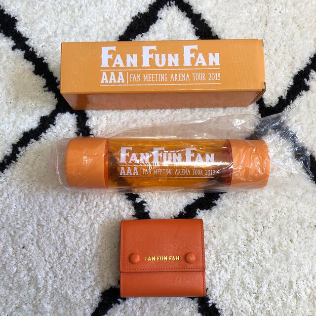 AAA - AAA FAN FAN FAN ドリンクボトル ミニウォレット Orange の通販 ...