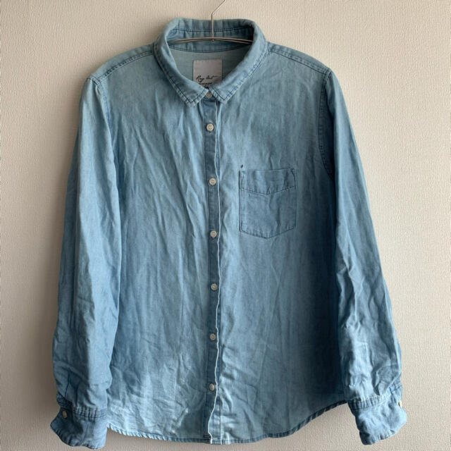 デニムシャツ　ライトブルー レディースのジャケット/アウター(Gジャン/デニムジャケット)の商品写真