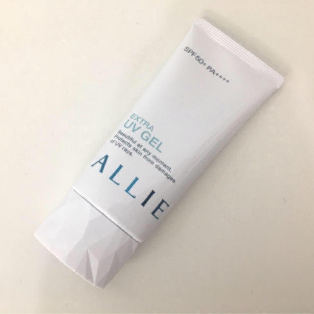 ALLIE(アリィー)の新品■ALLIE アリー エクストラUV 日焼け止め 90g×2本 コスメ/美容のボディケア(日焼け止め/サンオイル)の商品写真