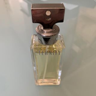 カルバンクライン(Calvin Klein)のCaIVin  KIein  ETERNITYオードパルファム(香水(女性用))