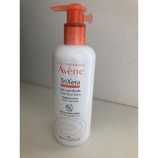 アベンヌ(Avene)のアベンヌ　トリクセラＮＴ　フレイドミルク(ボディクリーム)