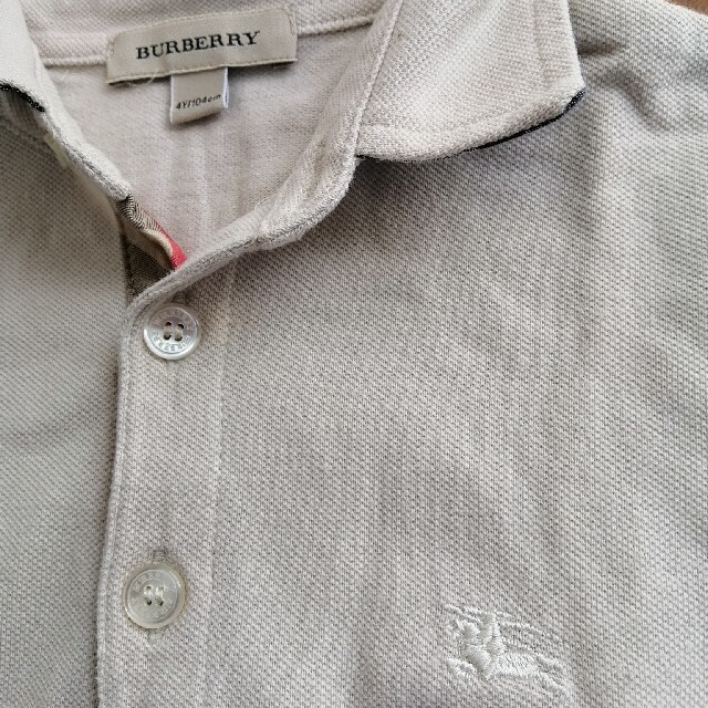 BURBERRY(バーバリー)のバーバリーポロシャツ　サイズ104 キッズ/ベビー/マタニティのキッズ服男の子用(90cm~)(Tシャツ/カットソー)の商品写真