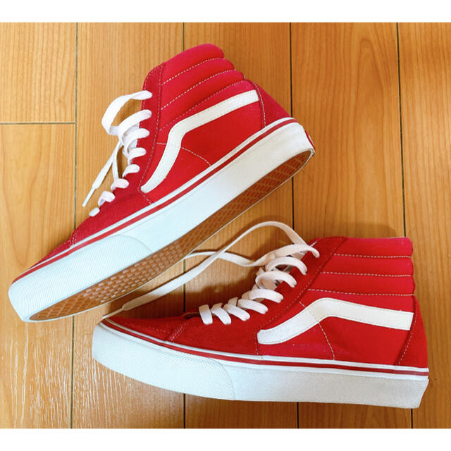 VANS(ヴァンズ)のVANS SK8-HI ハイカットスニーカー / 赤 レッド 24.0cm レディースの靴/シューズ(スニーカー)の商品写真