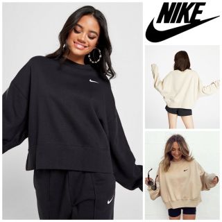 ナイキ(NIKE)の海外限定◆NIKE オーバーサイズスウェット ブラック UK XS（日本S相当）(トレーナー/スウェット)