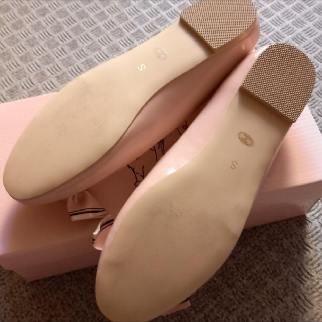 ローズマリーソワール　ピンク　靴　キャンディ レディースの靴/シューズ(ハイヒール/パンプス)の商品写真