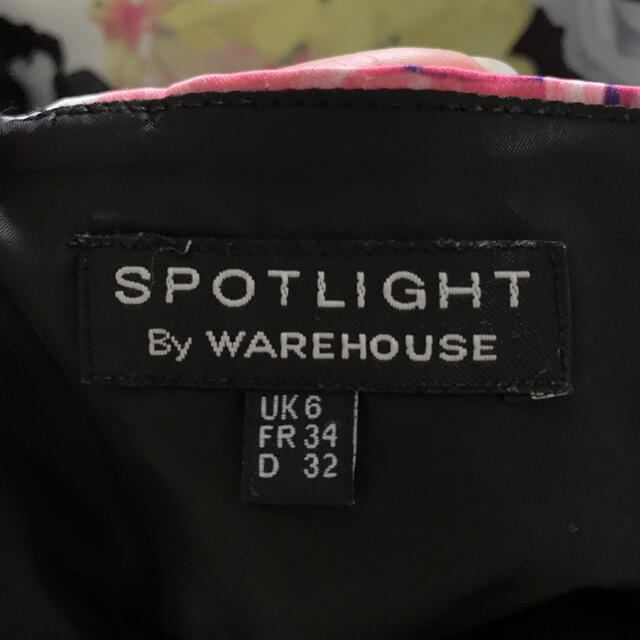 WAREHOUSE(ウエアハウス)のWarehouse spotlight 花柄　ワンピース レディースのワンピース(ミニワンピース)の商品写真