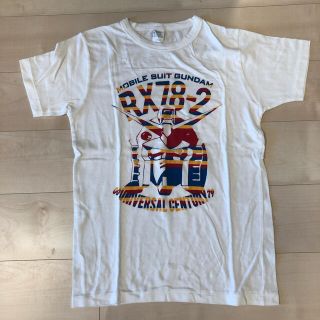 バンダイ(BANDAI)のガンダム　RX-78-2 ホワイトTシャツ　メンズ　限定品(Tシャツ/カットソー(半袖/袖なし))