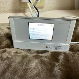 au - WiMAX2+ Speed Wi-Fi NEXT W05 グレードル付きの通販 by suntora ...