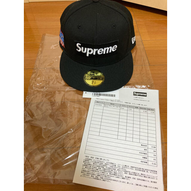 Supreme(シュプリーム)のsupreme world famous new era 黒 7 3/8 未使用 メンズの帽子(キャップ)の商品写真