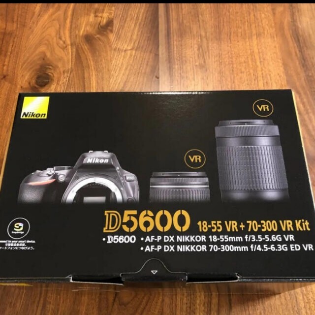 Nikon D5600 ダブルズームキットNikon