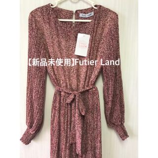 【新品未使用】Futier Land プリーツ花柄ワンピース(ロングワンピース/マキシワンピース)