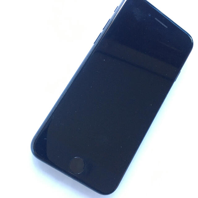iPhone SIMフリー バッテリー100%の通販 by オカPs shop｜アイフォーンならラクマ - 【美品】iPhone7 32GB 低価得価