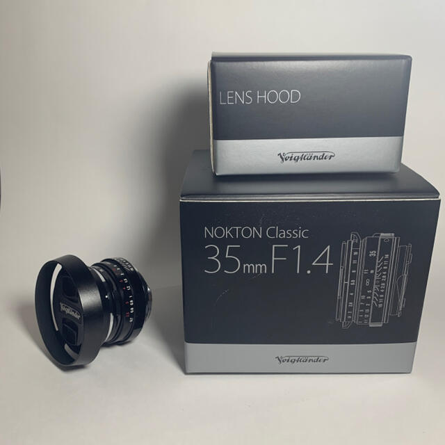 フォクトレンダーNOKTON Classic 35mm F1.4 MC 付属品多スマホ/家電/カメラ