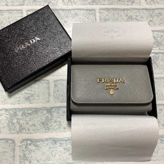 PRADA キーケース