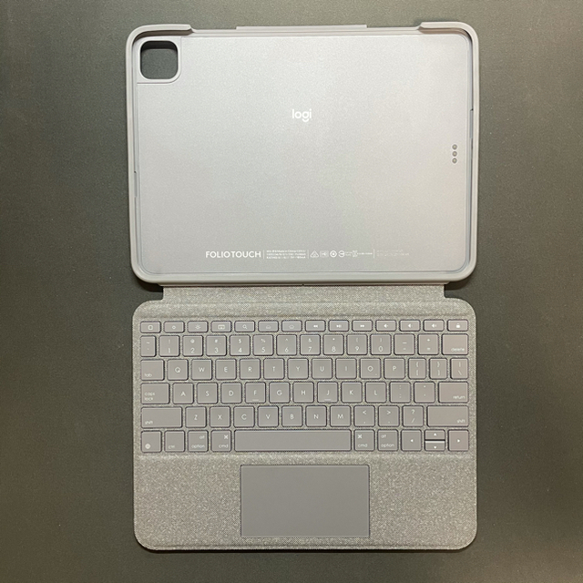 Apple(アップル)のfolio touch keyboard ipad pro 11, air 4 スマホ/家電/カメラのスマホアクセサリー(iPadケース)の商品写真