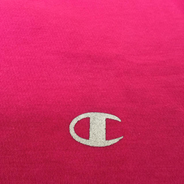 Champion(チャンピオン)の新品champion ピンクTシャツL メンズのトップス(Tシャツ/カットソー(半袖/袖なし))の商品写真