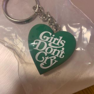 ジーディーシー(GDC)のGirls Don’t Cry キーホルダー(キーホルダー)