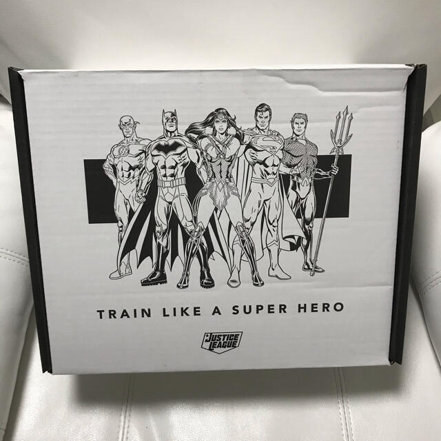 【限定】DC ジャスティスリーグ マイプロテイン コラボBOX 新品未開封バットマン