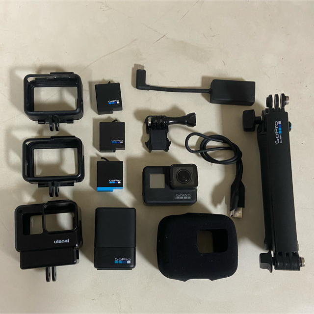 go pro hero black7 マイクアダプター付き　おまけありビデオカメラ