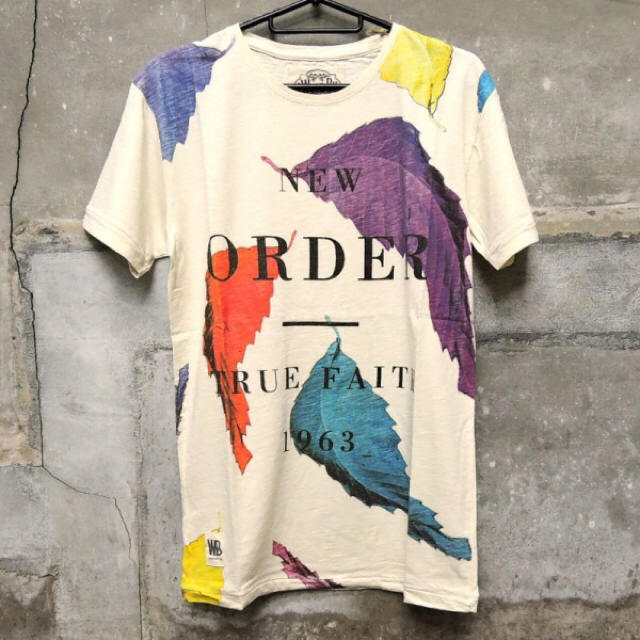 Worn By(ウォーンバイ)のNew Order Tシャツ メンズのトップス(Tシャツ/カットソー(半袖/袖なし))の商品写真