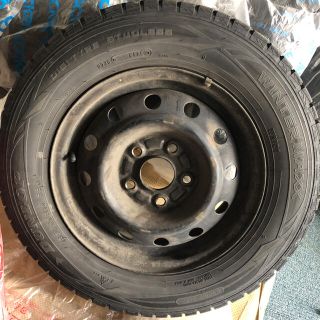 185/70R14   ダンロップスタッドレス4本セット　鉄ホイール(タイヤ・ホイールセット)