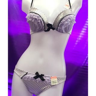 aimer feel(ブラ&ショーツセット)のフリマアイテム一覧 aimer feel(ブラ&ショーツセット)のフリマアイテム一覧