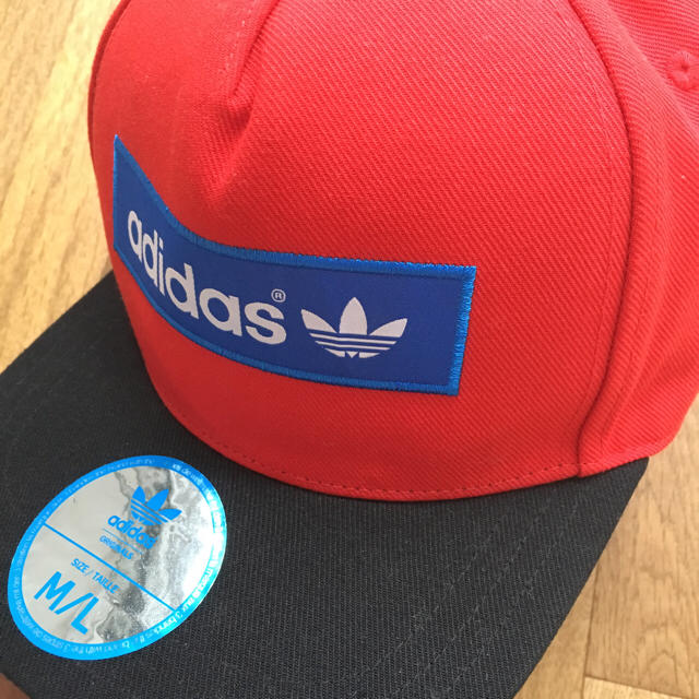 adidas(アディダス)のadidasキャップ レディースの帽子(キャップ)の商品写真