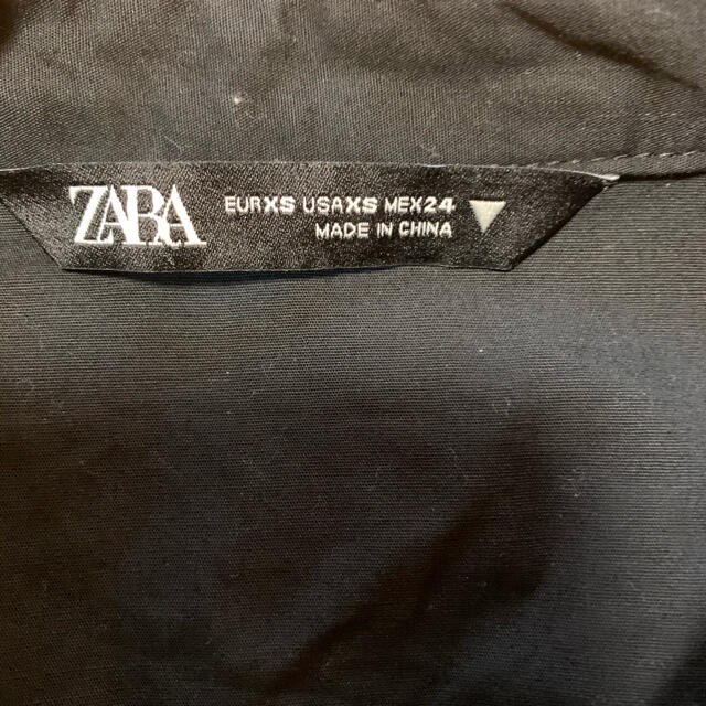 ZARA(ザラ)のなでしこ様専用　ZARA スタンドカラーシャツ レディースのトップス(シャツ/ブラウス(長袖/七分))の商品写真