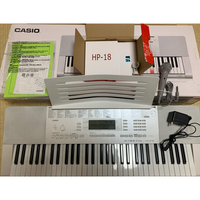 CASIO(カシオ)のCASIO 電子ピアノ　LK-218 楽器の鍵盤楽器(キーボード/シンセサイザー)の商品写真