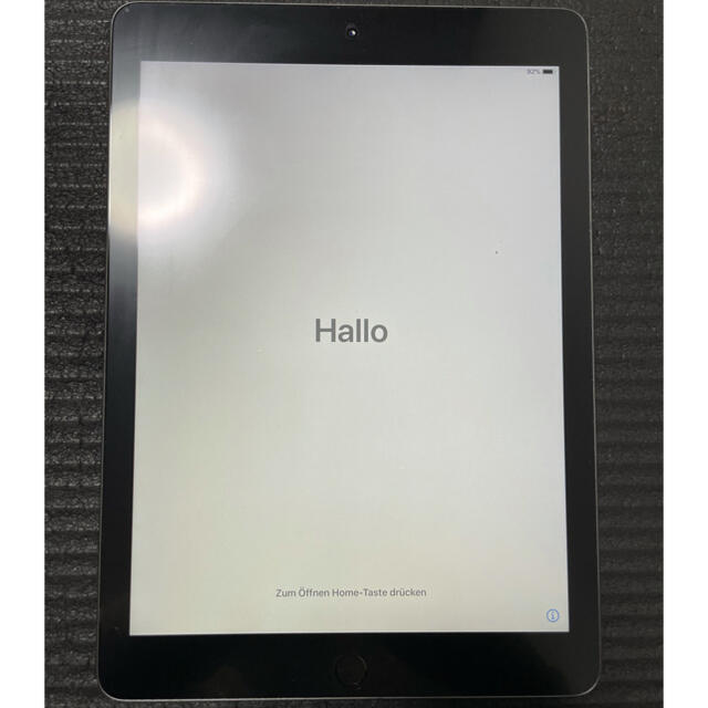 Apple iPad 第6世代　32GB A1893