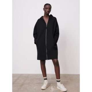 ザラ(ZARA)のフードプラッシュジャージコート(ロングコート)